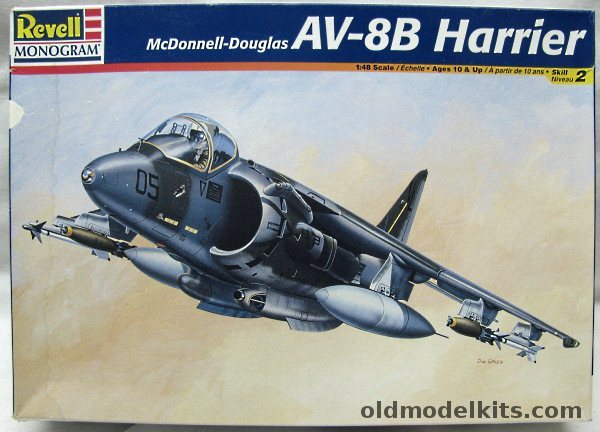 Monogram 1/48 McDonnell-Douglas AV-8B Harrier - US Marines VMA-331, 85-5448 plastic model kit